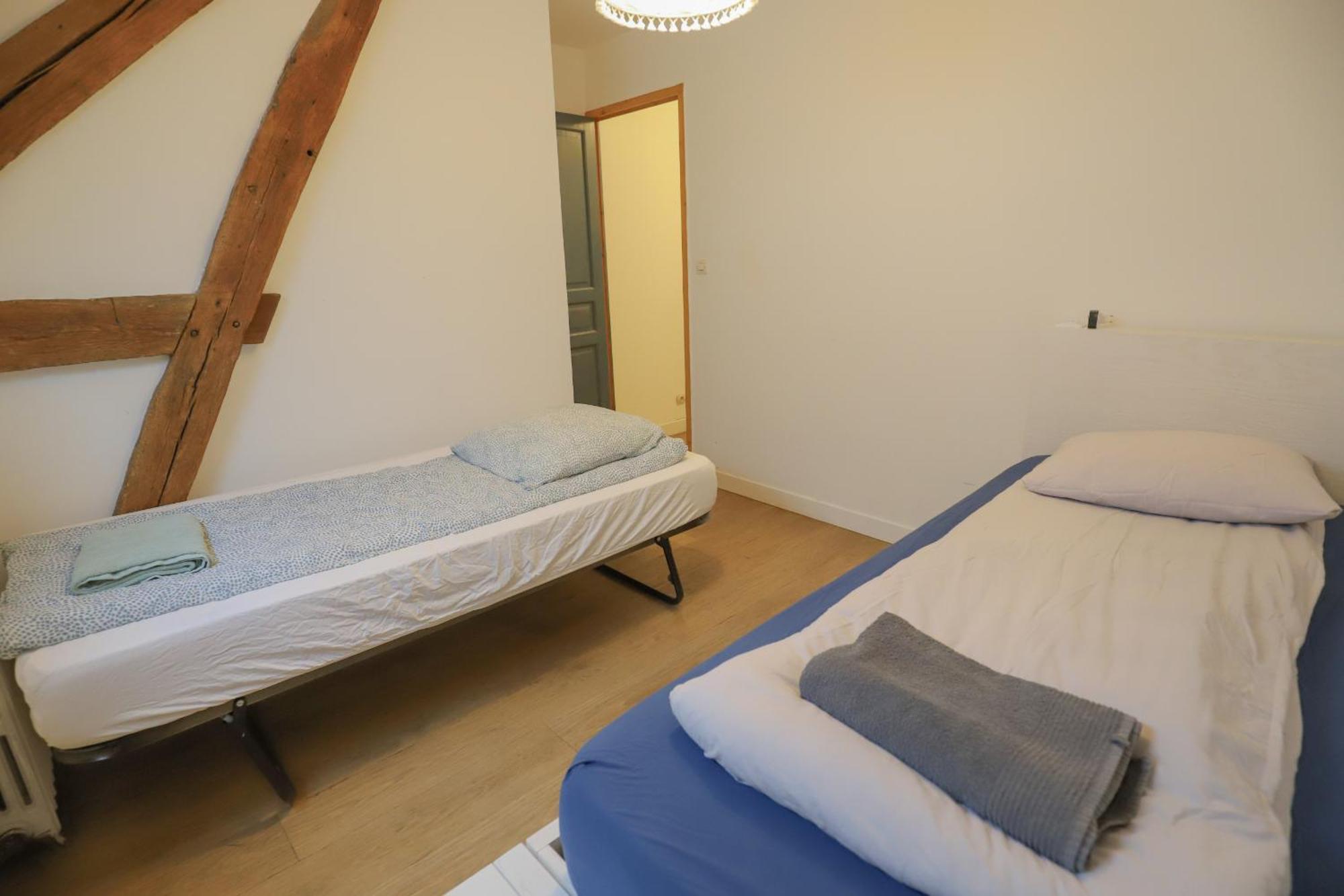 Crazy Villa Le Petit Belair 18 - Heated pool - Foot - 2h Paris - 30p Aubigny-sur-Nère Extérieur photo